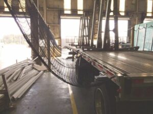 Column mounted Truck Netting