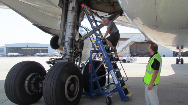 Landing Gear Access stand in use on tarmac