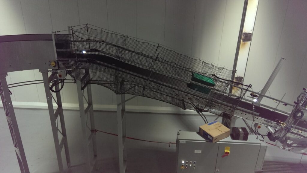 Conveyor Netting Installation