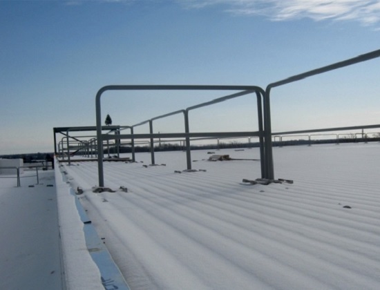 8000 feet of RoofGuard XPress Edge Protection in Mississauga