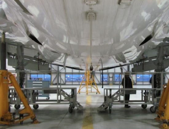 Main Landing Gear Change Stand built for 737 Narrow Body Aircraft