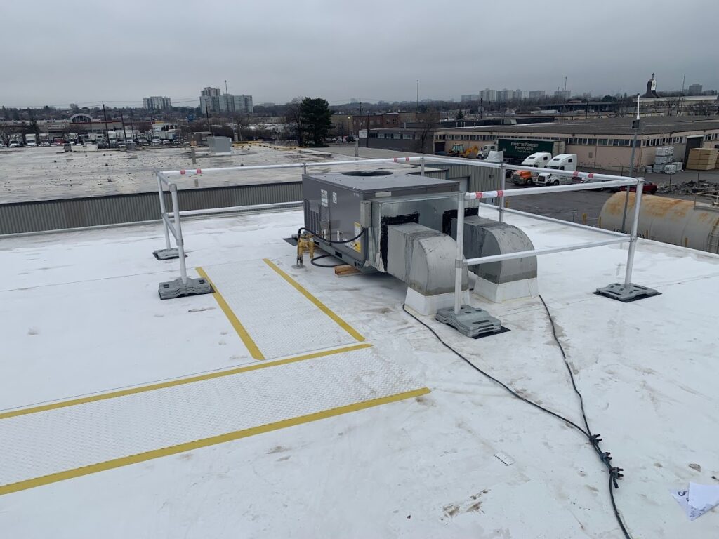 18 Foot Kit | RoofGuard Rooftop Guardrail | Liftsafe Fall Protection ...