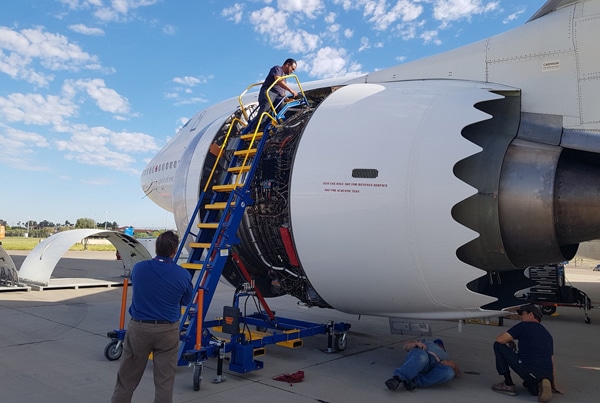 Engine Access Stands Banner