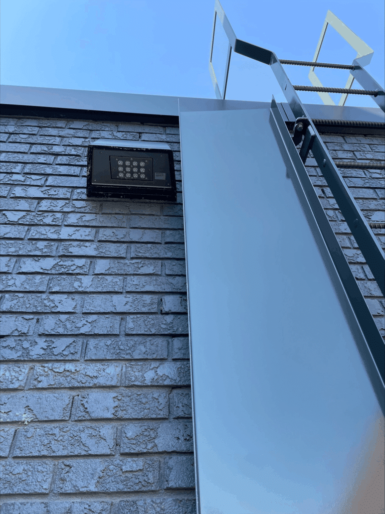 Fixed Access Ladders Canada | Fall Protection